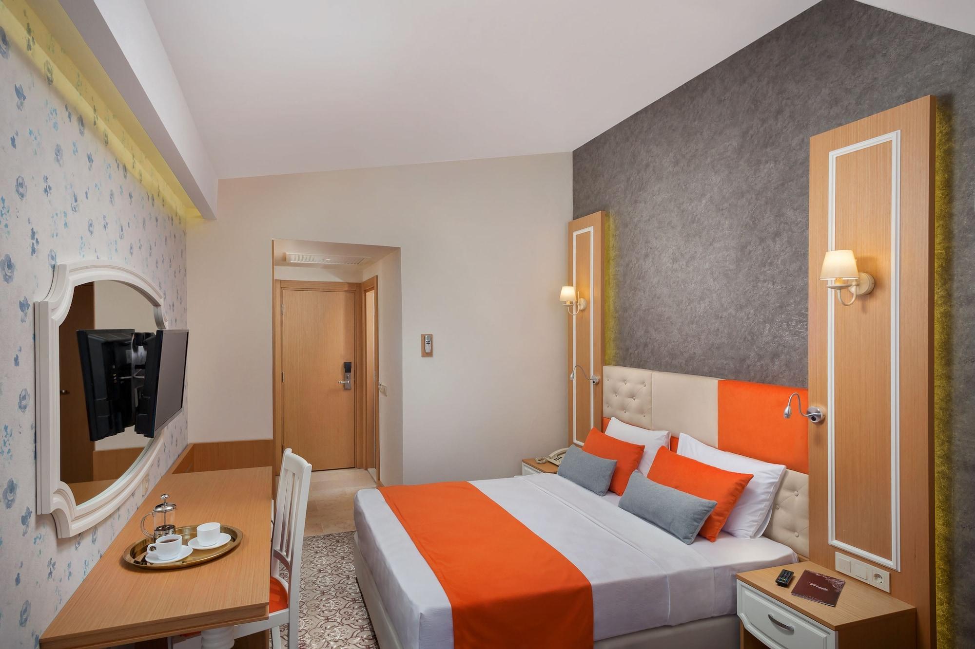 Golden Orange Hotel Анталия Екстериор снимка