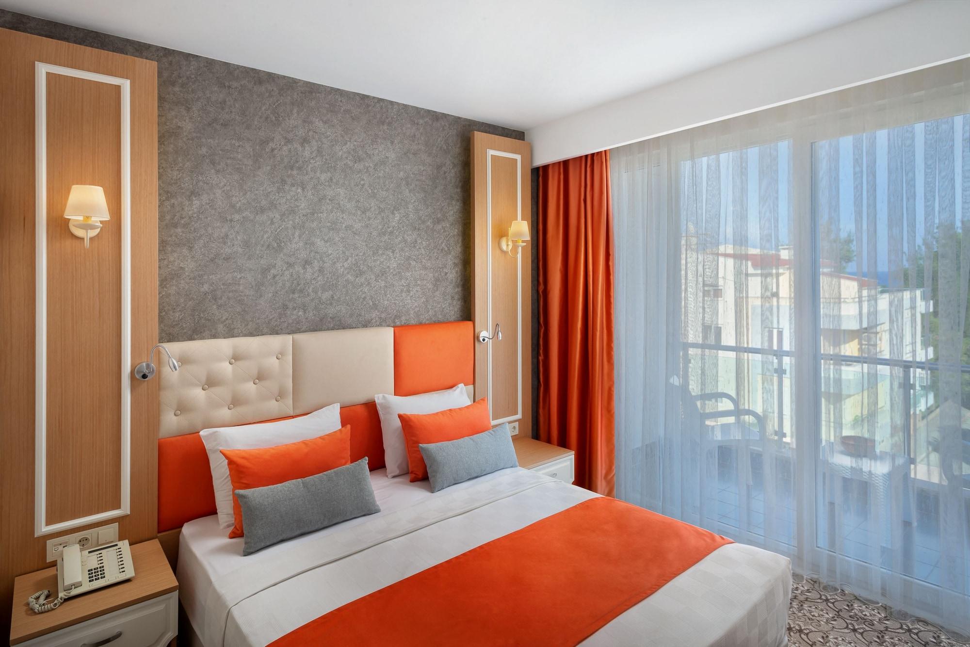 Golden Orange Hotel Анталия Екстериор снимка